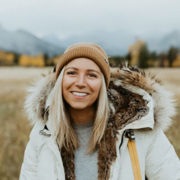 Meet your Posher, Madison - Picture 1 of 1